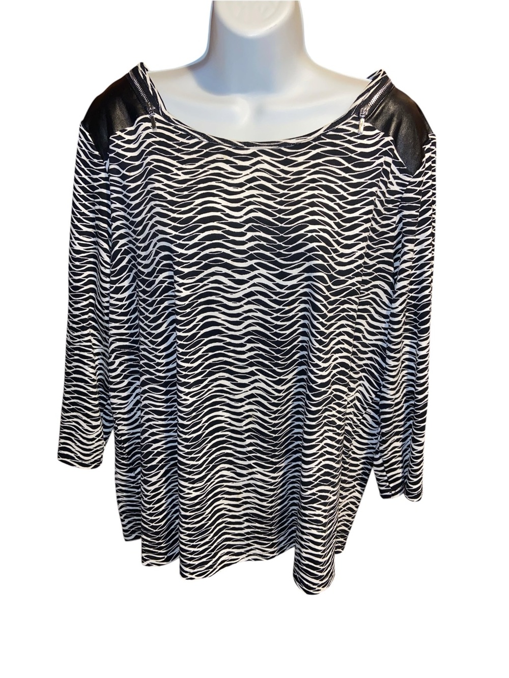 Rafaella Black and White Cotton Top 1X